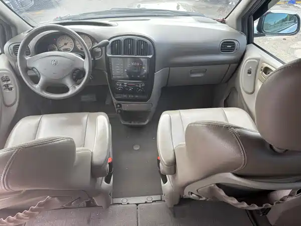 Dodge 凯领 2007款 3.0L 豪华版 2012