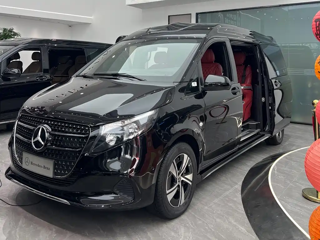 Mercedes-Benz Vito — фото 1