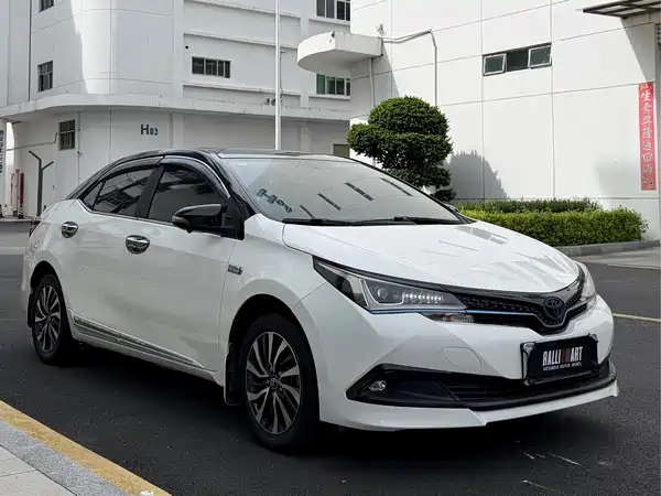 Toyota Corolla Dual Engine E+ 2019