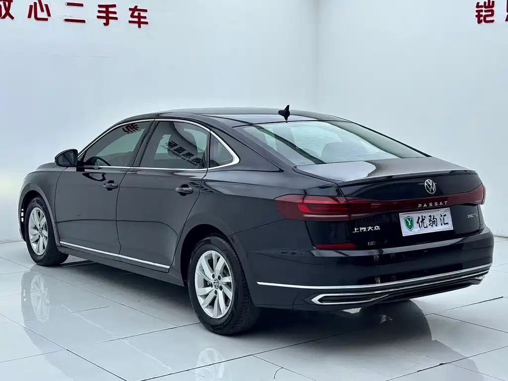 Volkswagen Passat 2022