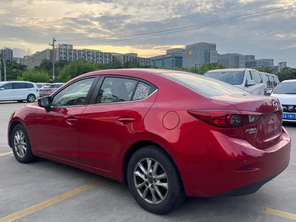 Mazda 3 Axela 2016 — фото 11