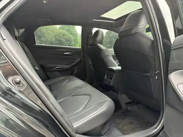 Toyota Avalon 2022