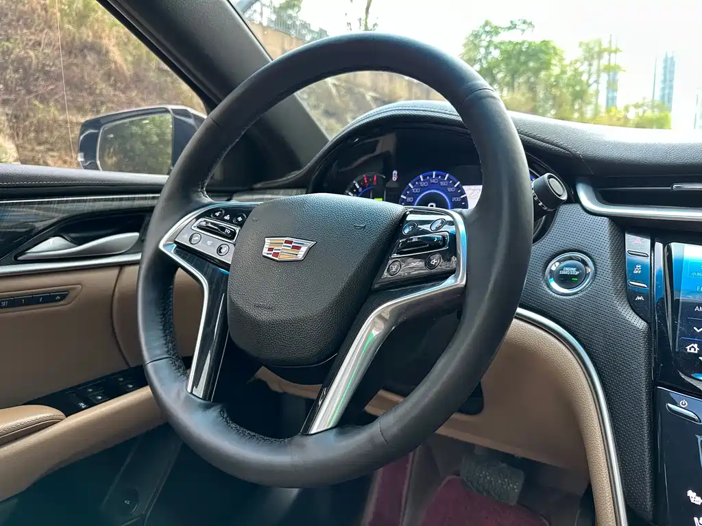 Cadillac XTS 2018 — фото 18