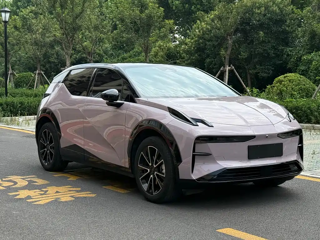 Zeekr X 2024