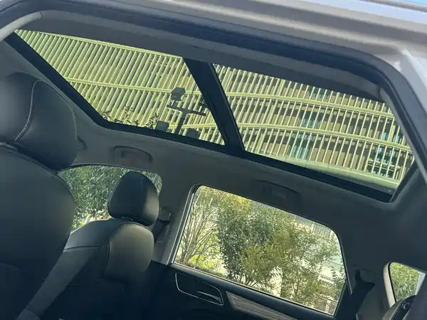Roewe RX5 New Energy 2018