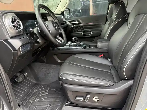 Tank 300 2022