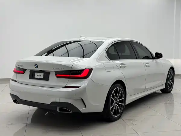 BMW 3 Series 2022