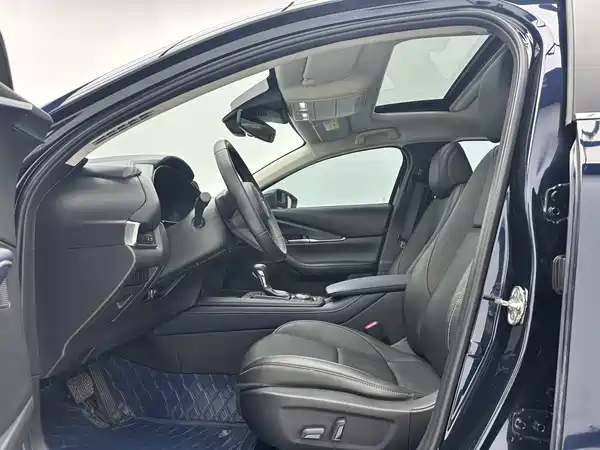 Mazda CX-30 2023