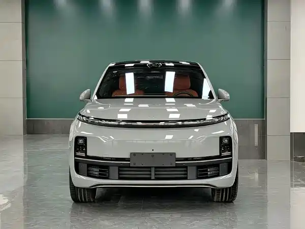 Li Auto L9 2025