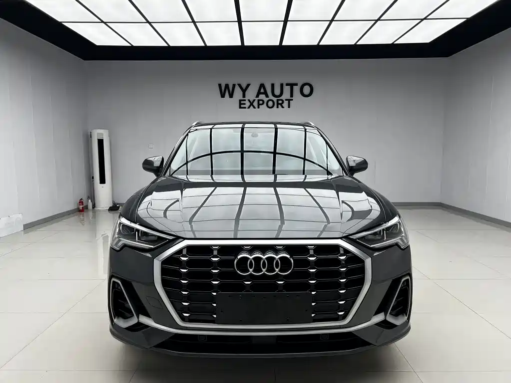 Audi Q3 2022 — фото 2