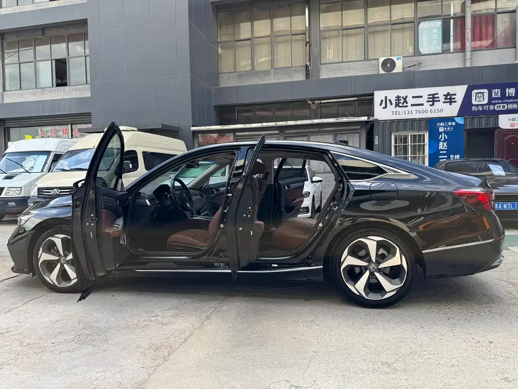 Honda Inspire 2021 — фото 14