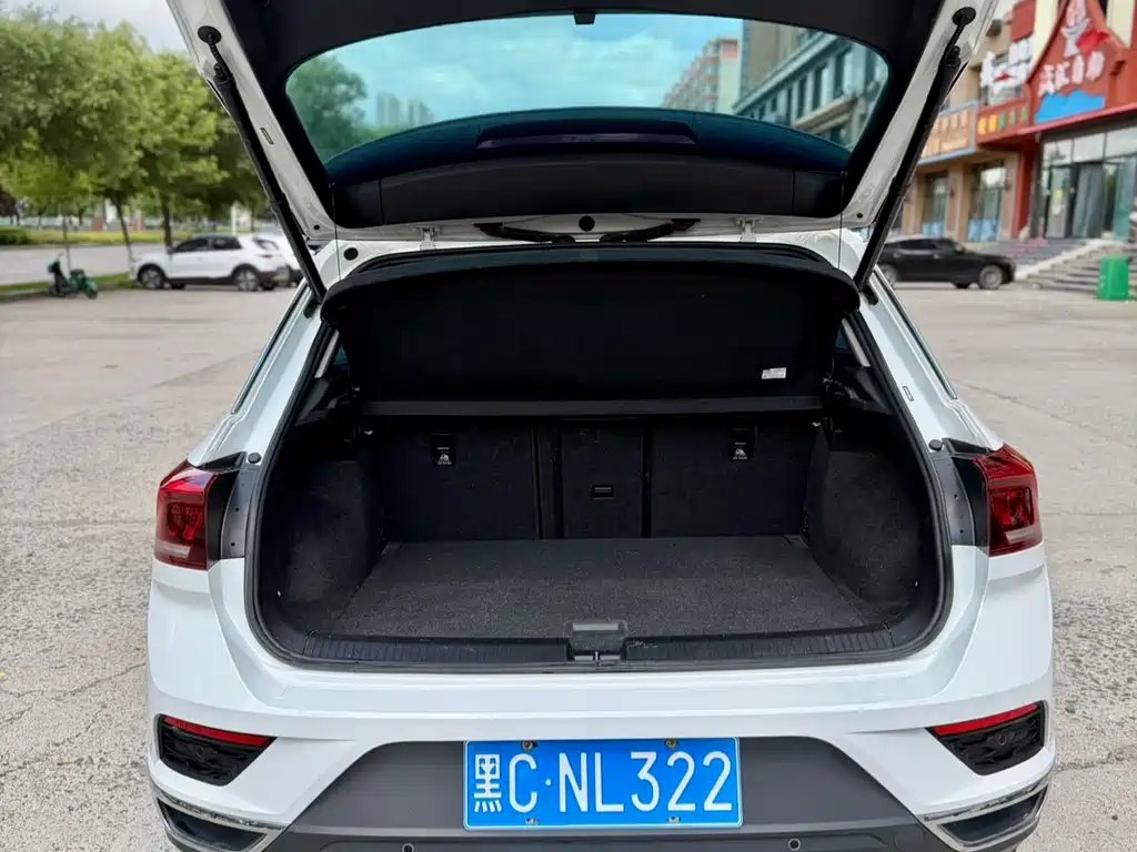 Volkswagen T-Roc 2022 — фото 14