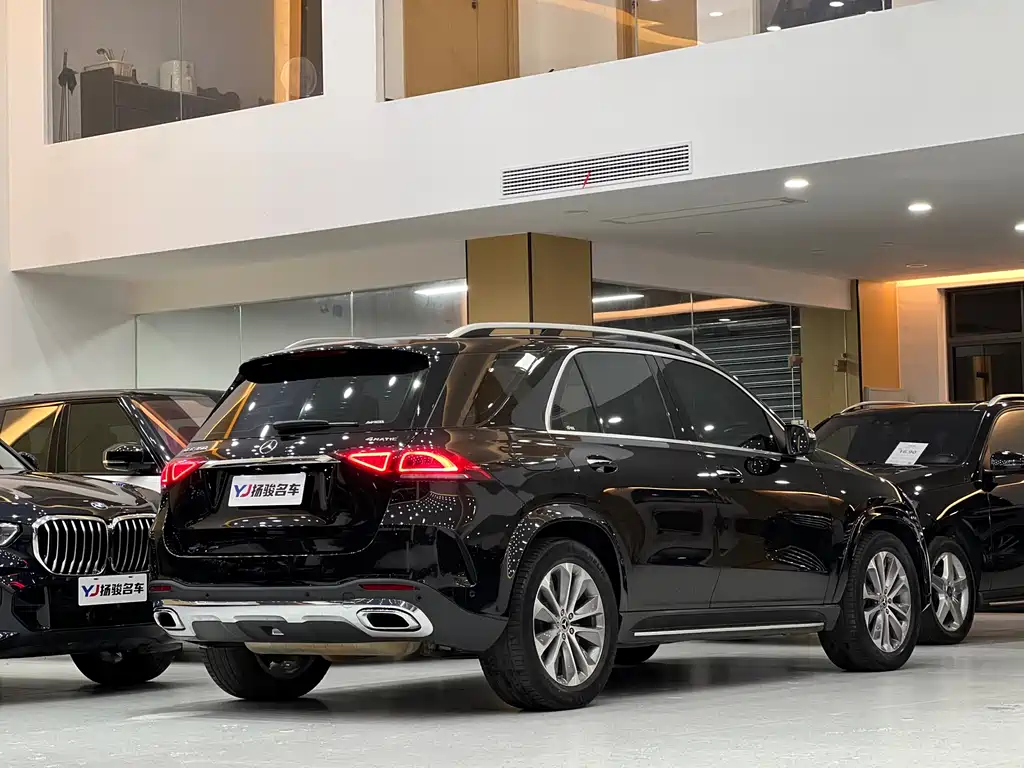 Mercedes-Benz GLE 2021