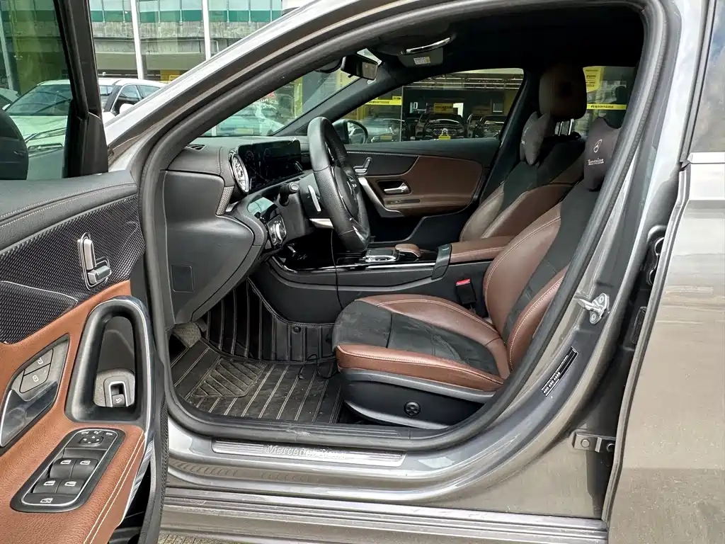 Mercedes-Benz A-Class 2020 — фото 3