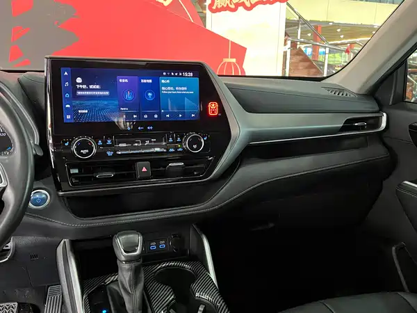 Toyota Highlander 2022