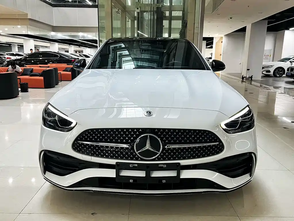 Mercedes-Benz C-Class 2023