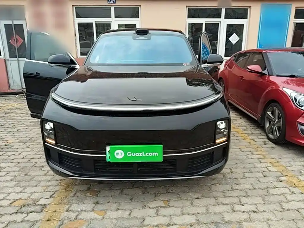 Li Auto Li L8 2024
