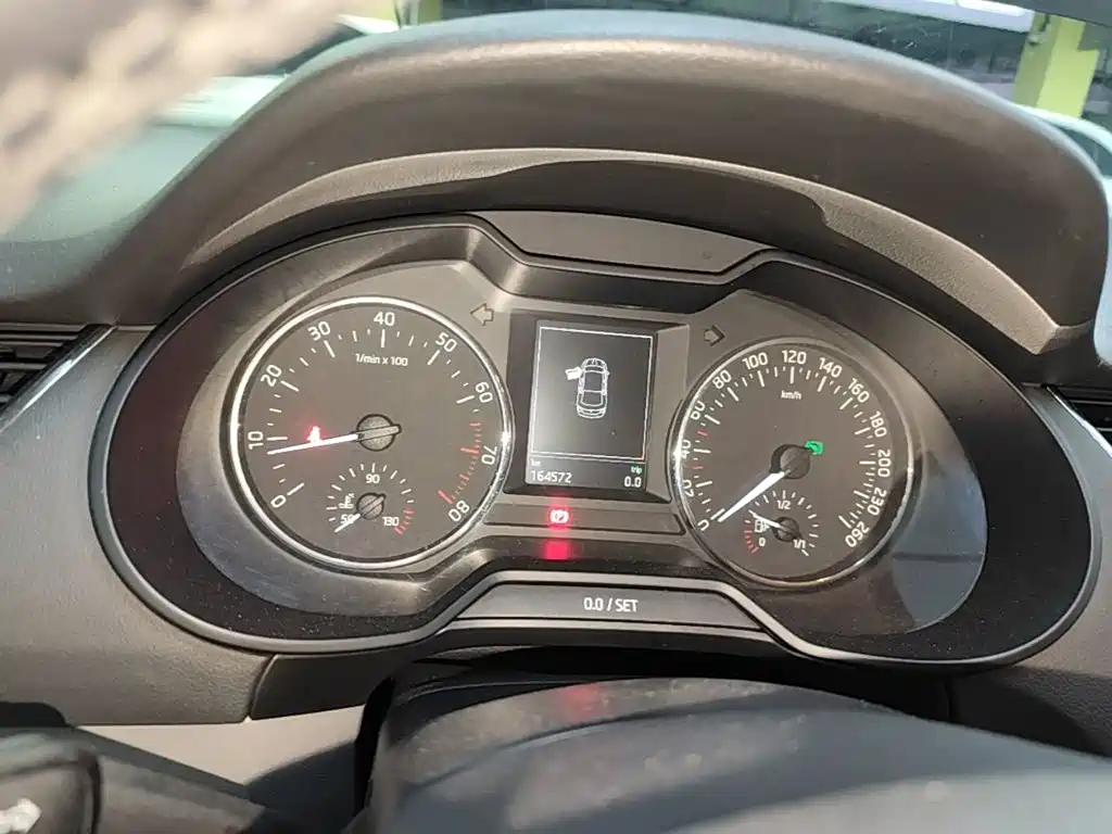 Skoda Octavia 2014 — фото 12