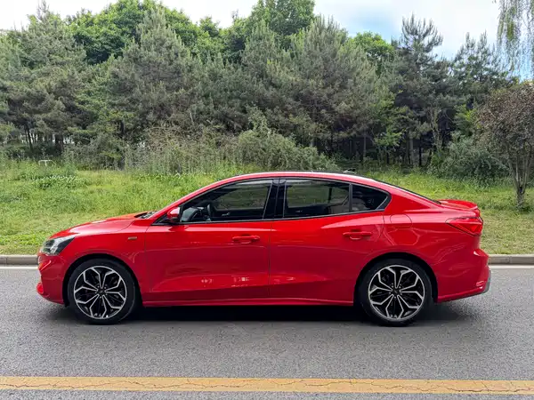 Ford Focus 2022