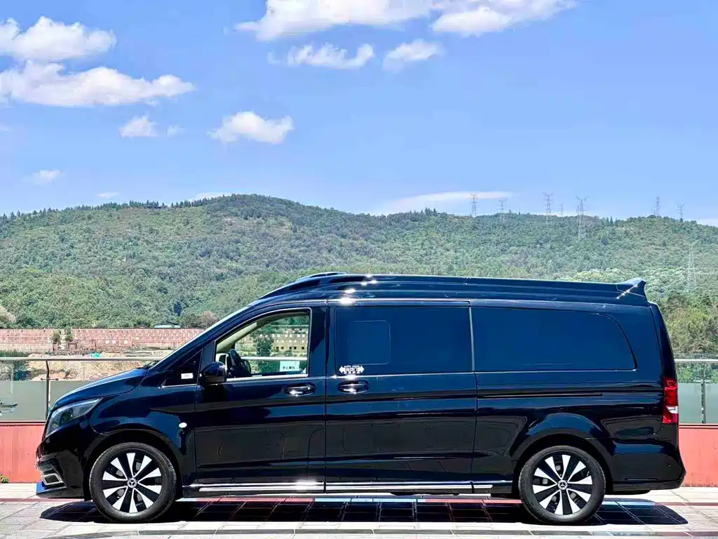 Mercedes-Benz Vito 2023 — фото 30