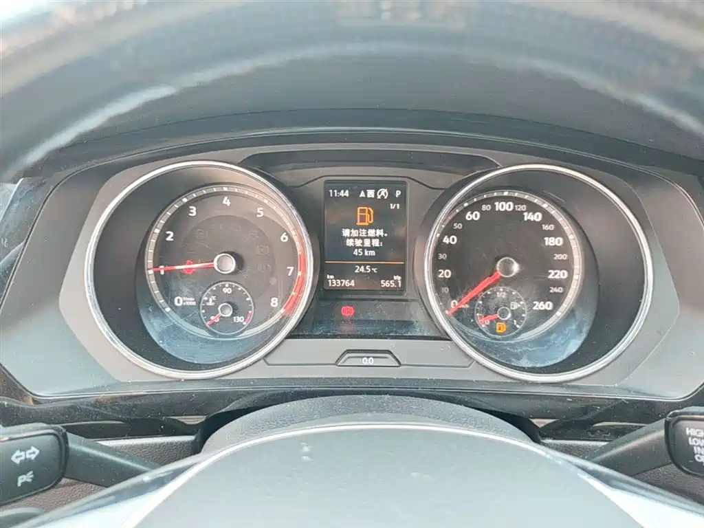 Volkswagen Tiguan L 2019 — фото 12