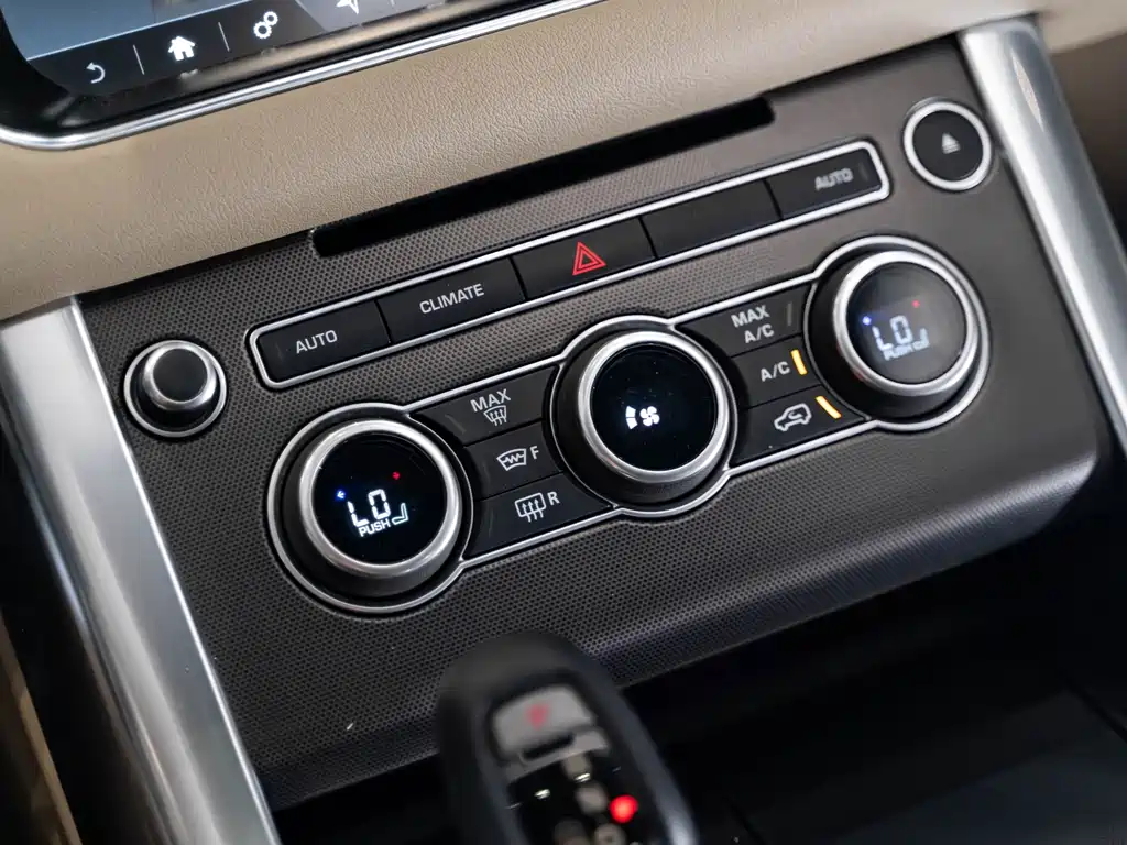 Land Rover Sport 2017 — фото 15