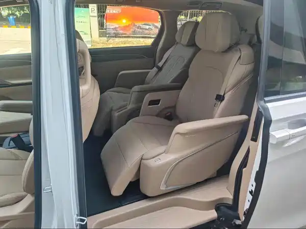Buick GL8 New Energy 2025