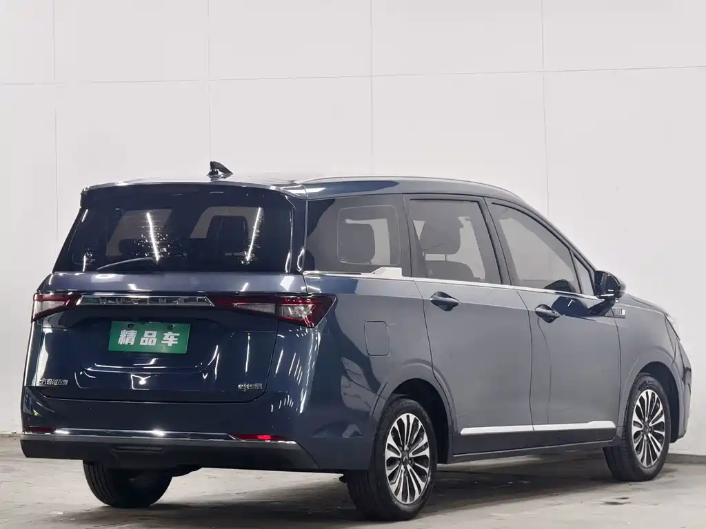 Wuling Jiachen 2022
