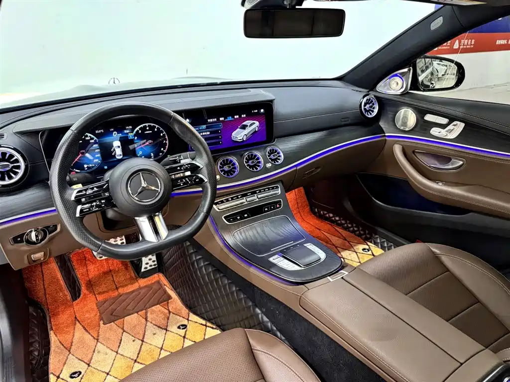 Mercedes-Benz E-Class 2023 — фото 18