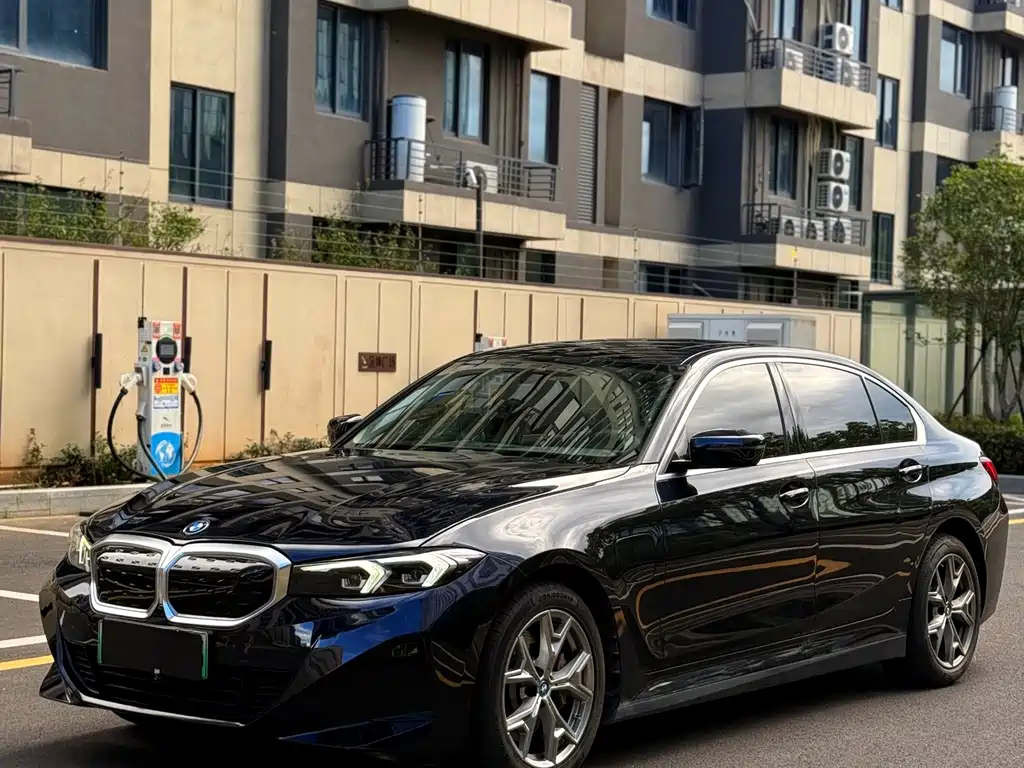 BMW i3 2023 — фото 3