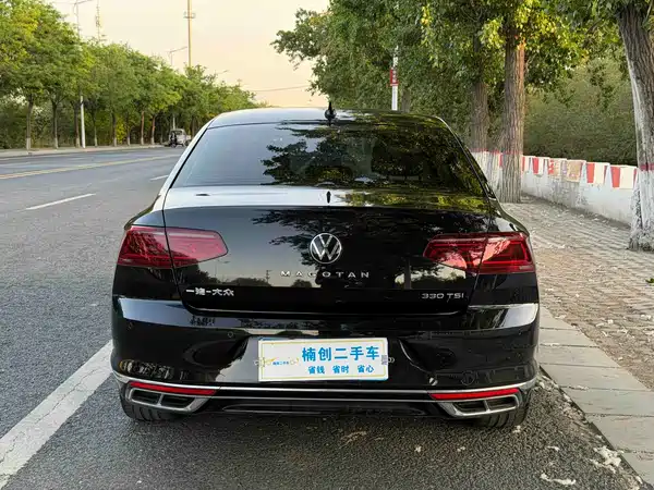Volkswagen Magotan 2024