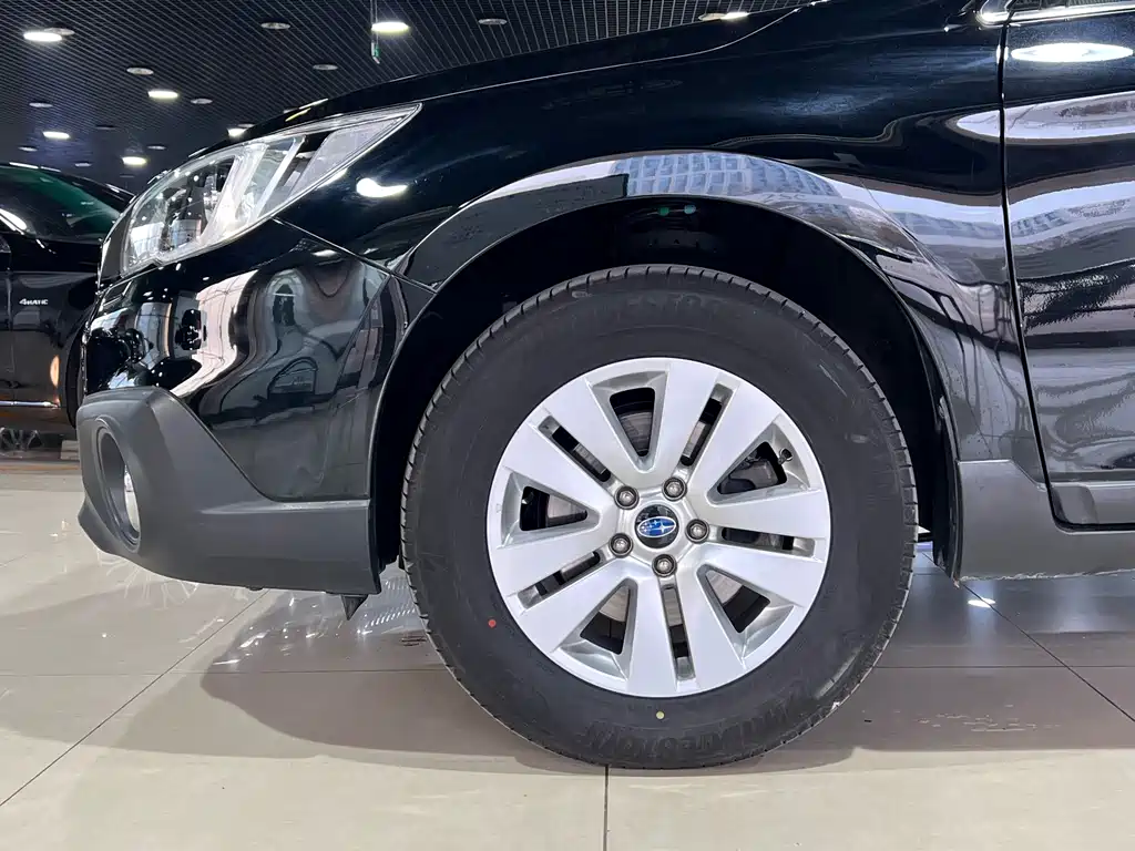 Subaru Outback 2016 — фото 10