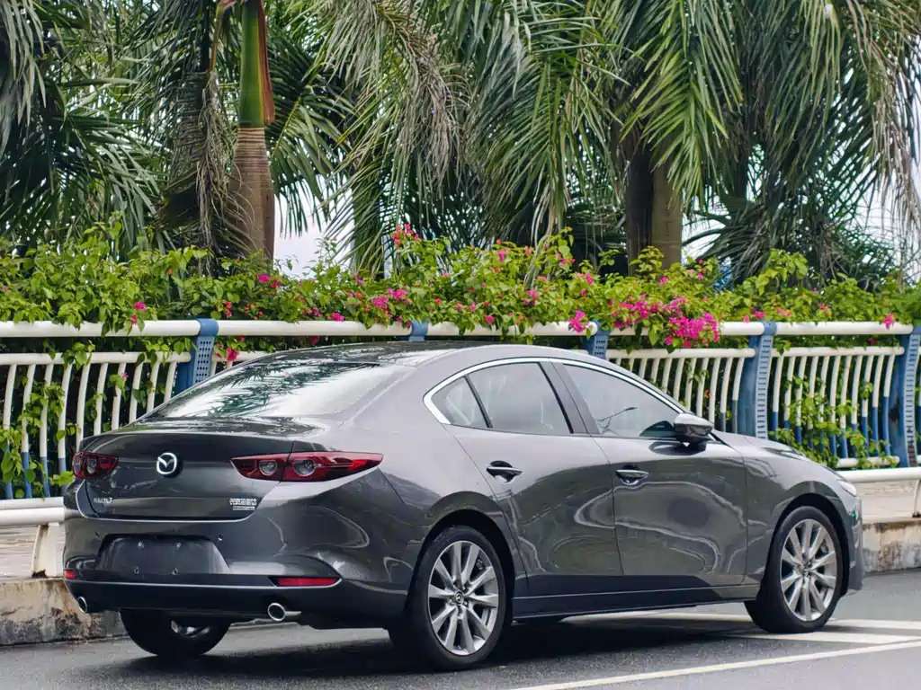 Mazda 3 Angkesela 2020