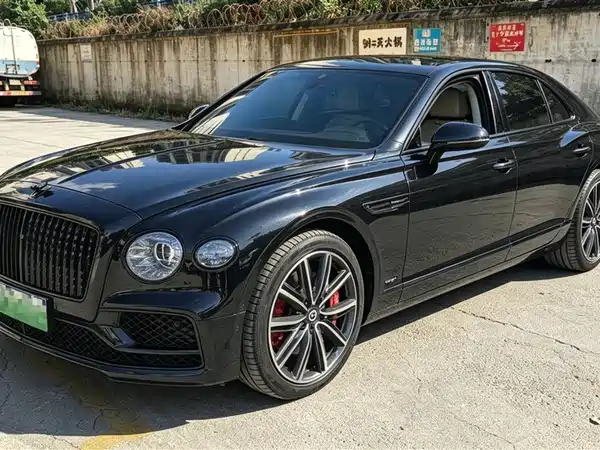 Bentley Flying Spur Plug-In Hybrid 2022