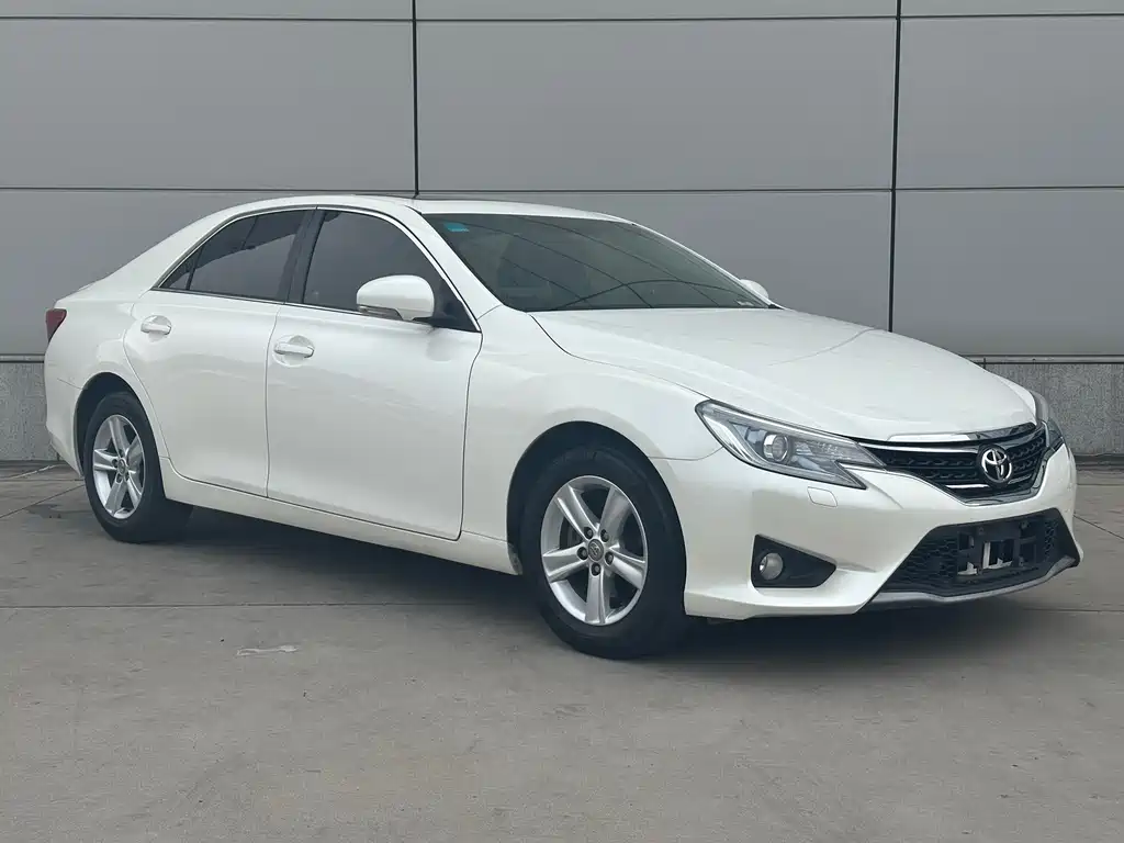 Toyota Reiz 2017