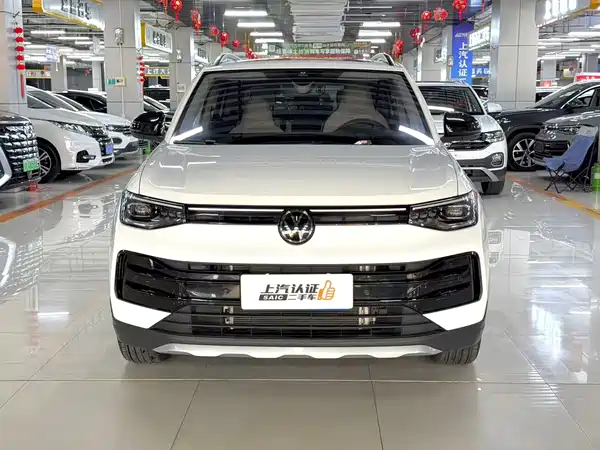 Volkswagen Tharu 2025