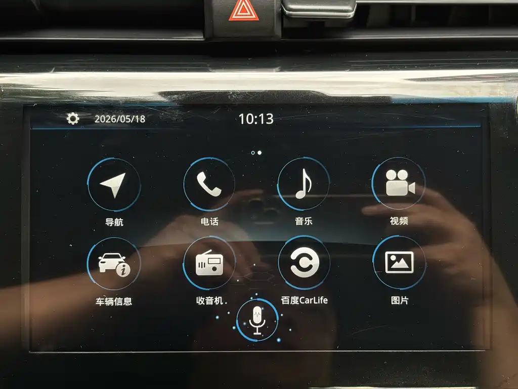 Toyota Camry 2020 — фото 19