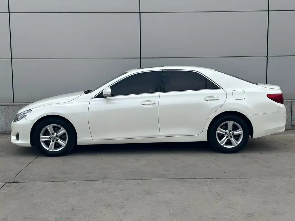 Toyota Reiz 2017