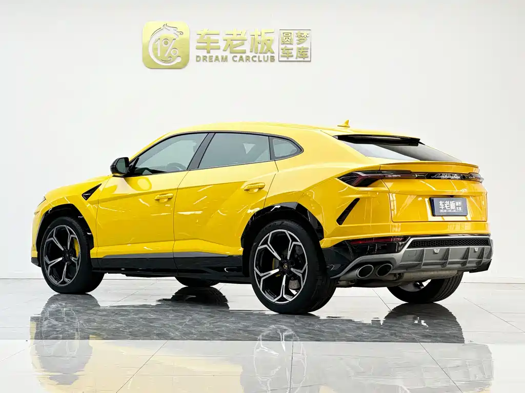 Lamborghini Urus 2020 — фото 6