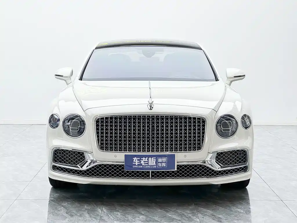 Bentley Flying Spur 2023 — фото 2