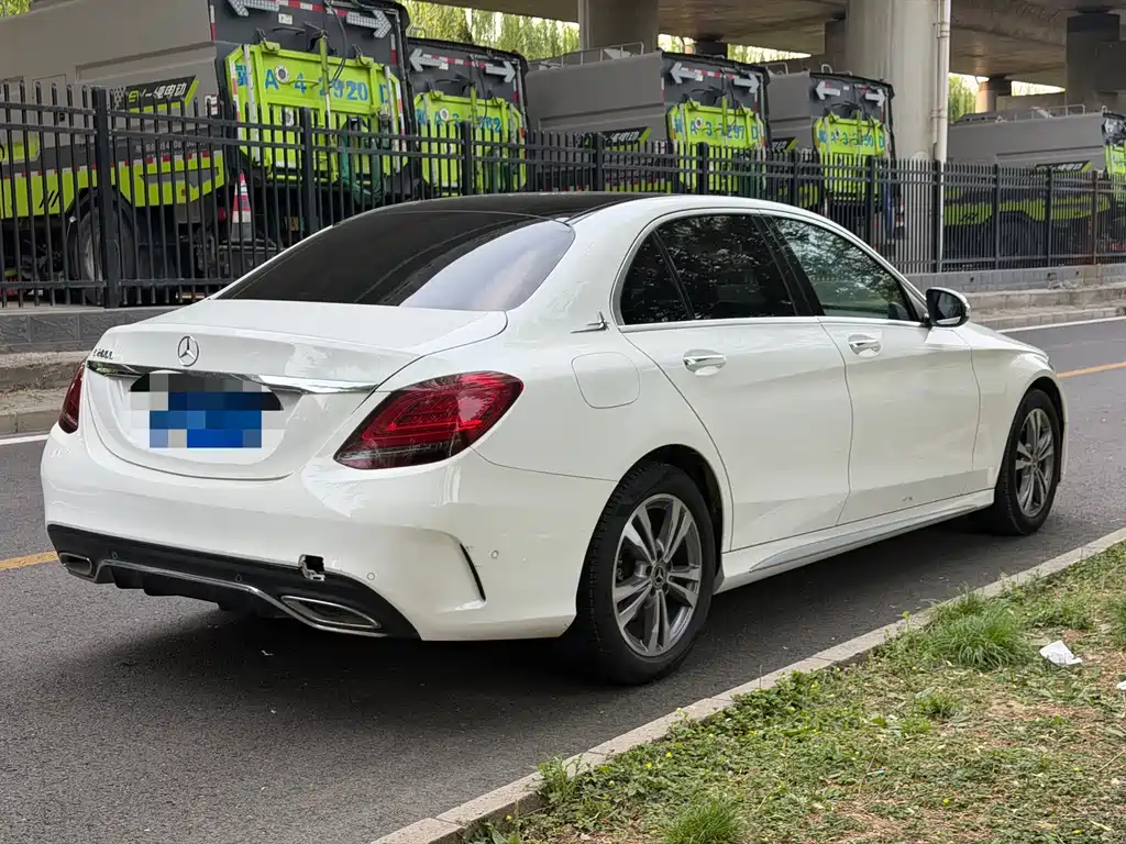 Mercedes-Benz C-Class 2020 — фото 5