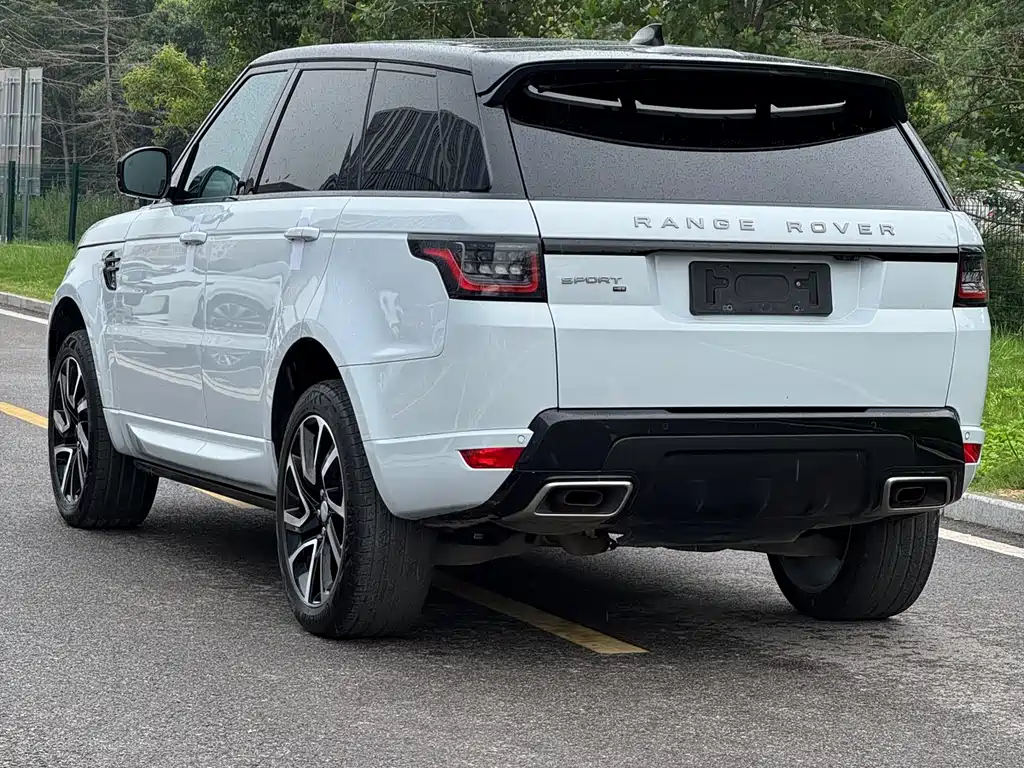 Land Rover Sport 2020 — фото 6