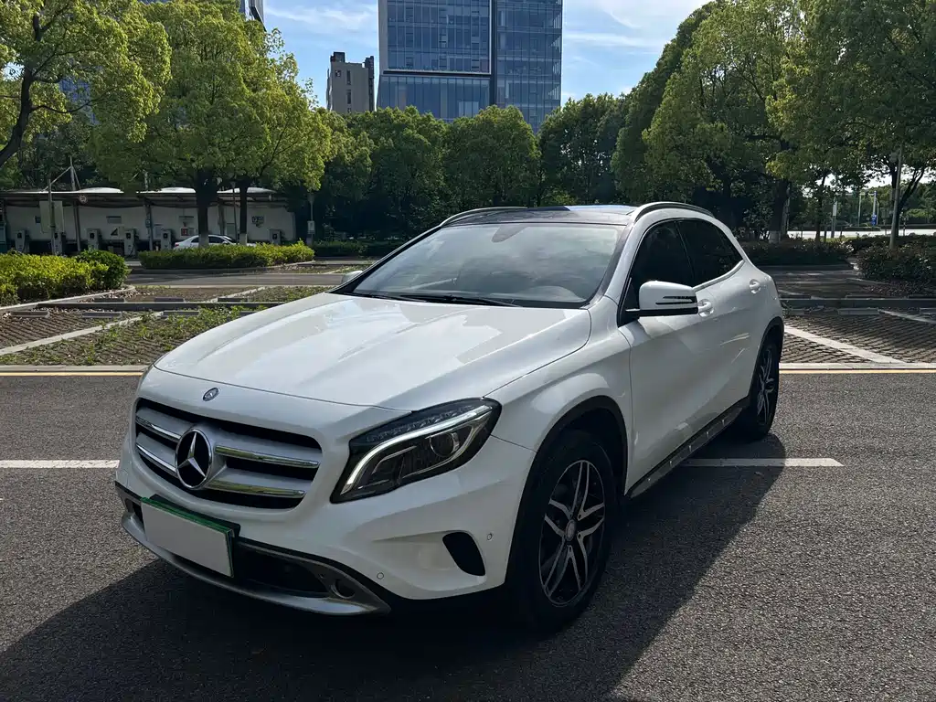 Mercedes-Benz GLA 2016 — фото 26