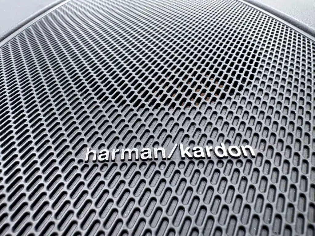 Volvo XC60 2021 — фото 10