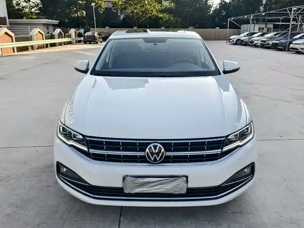 Volkswagen Bora 2021