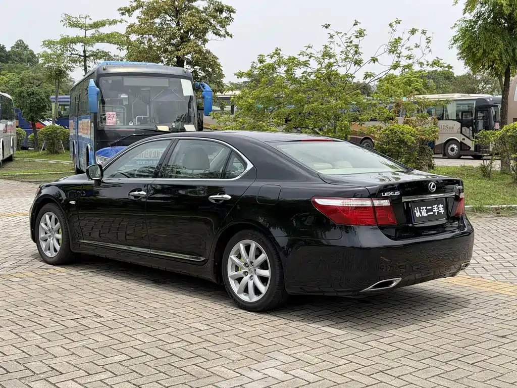 Lexus LS 2007 — фото 13