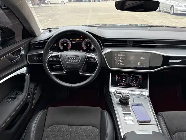 Audi A7L 2024