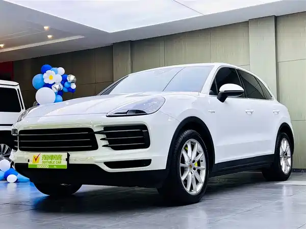 Porsche Cayenne New Energy 2021