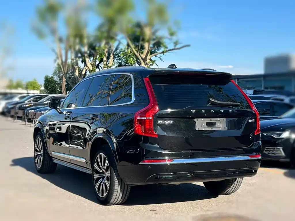 Volvo XC90 2024 — фото 7