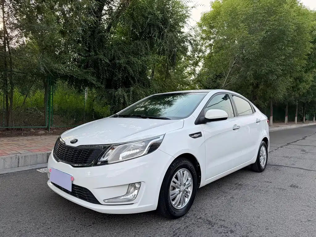 Kia K2 2014